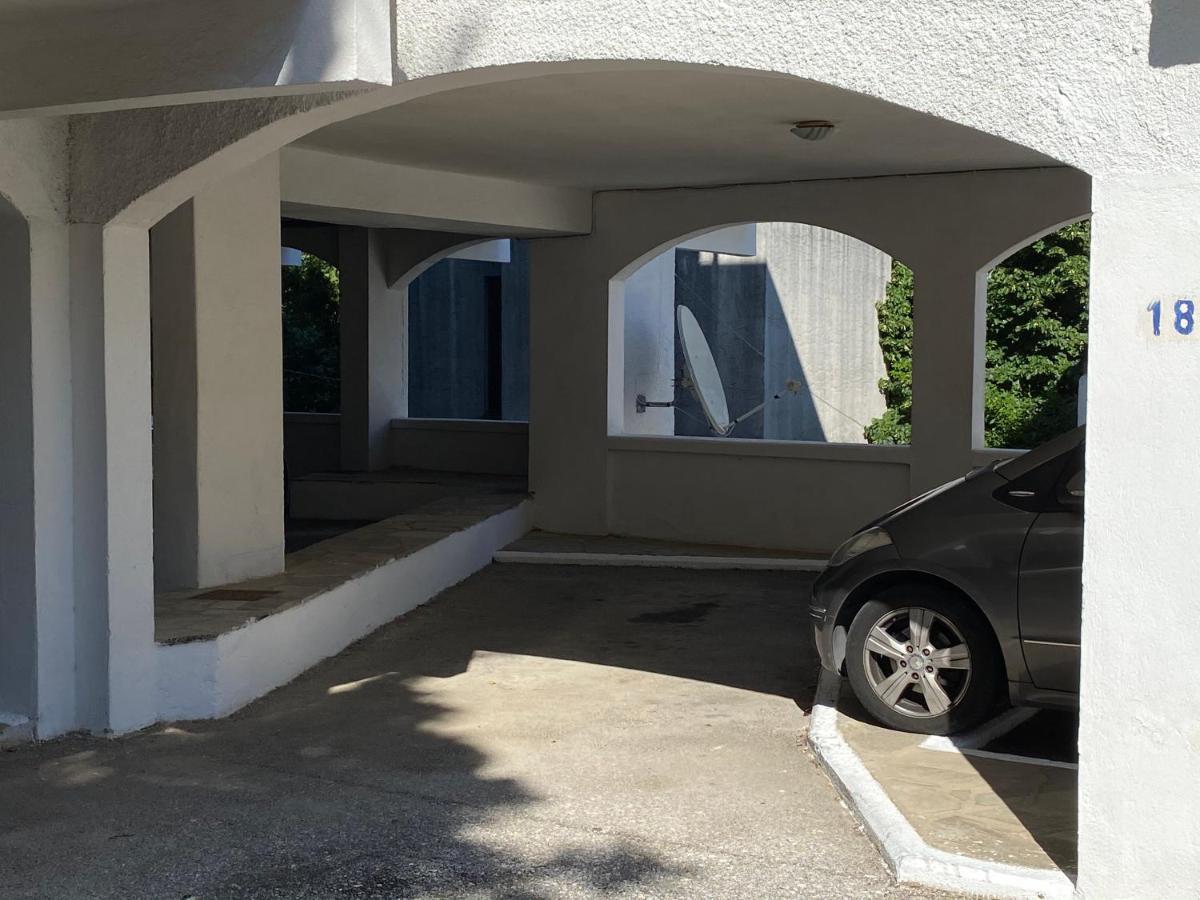 Irini Seaside Apartment PalaiónTsiflíkion 外观 照片